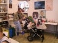 /album/fotogalerie-den-deti-v-atelieru-malovani-kresleni-jak-to-u-nas-vypada-/malovani-pro-deti-vytvarne-krouzky-v-atelieru-55-jpg2/